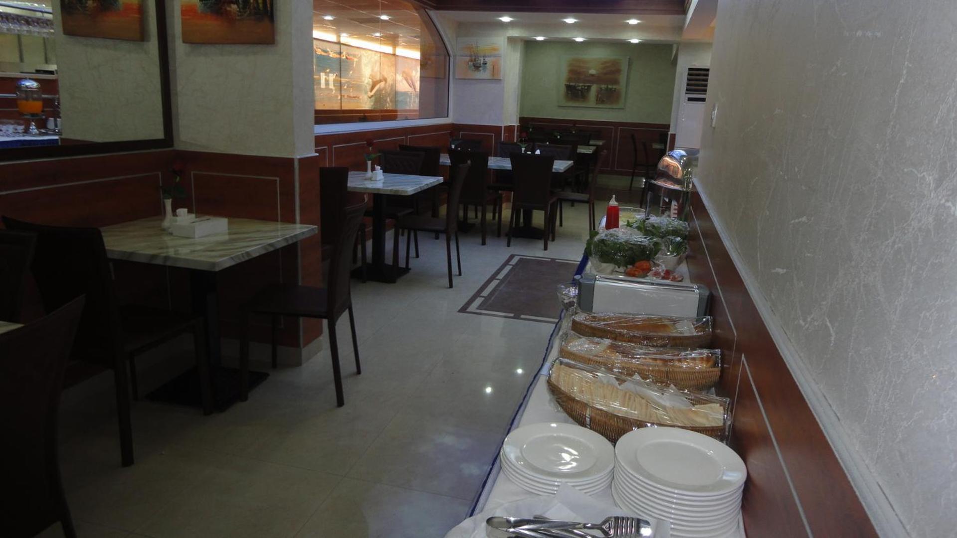 Dolphin Hotel Masqat Buitenkant foto